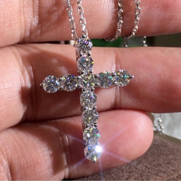 COPY - *NEW*Cross 18K White Gold Diamond Necklace - Picture 4 of 4